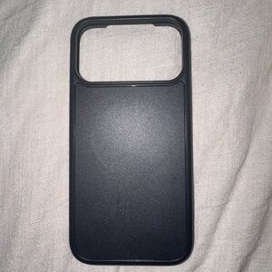 Otterbox 17 Pro Max Case